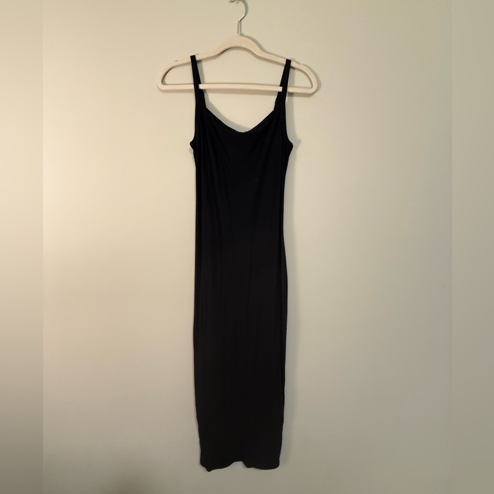 Aritzia The Group Babaton Cami Dress